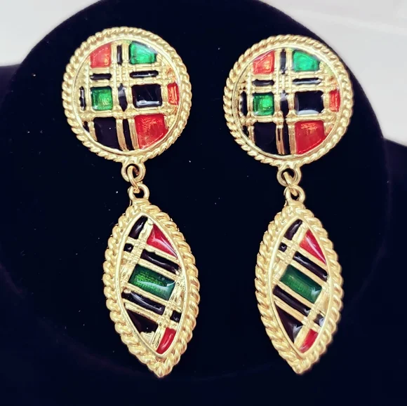 Gold Tone Vintage Plaid Dangles Red Navy Green - Picture 4 of 7